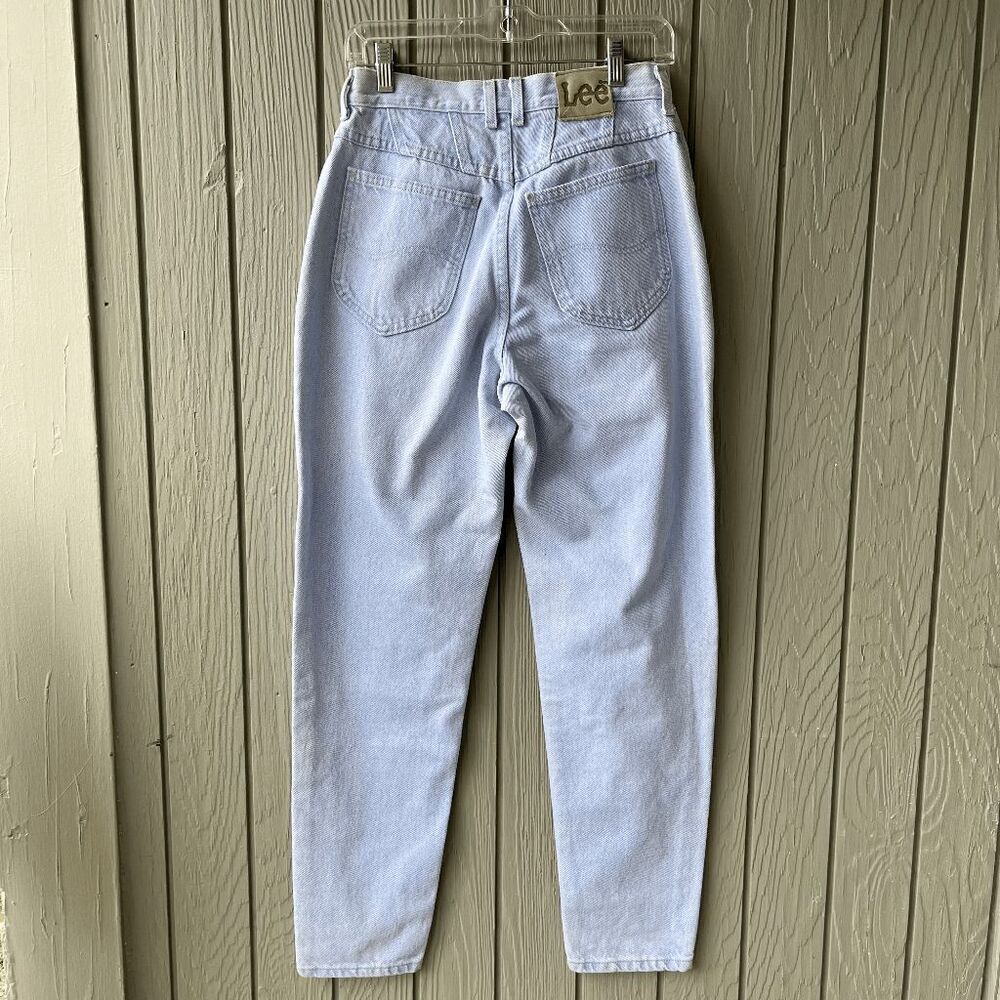 Vintage Lee Union-Made Mom Jeans | USA | Ultra High Rise V-Back | Size 6/8